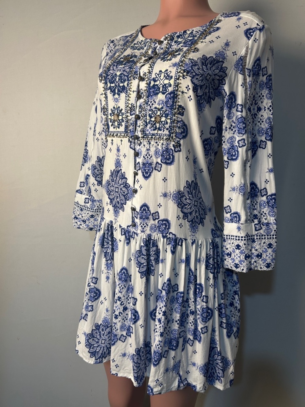 Athena Marie Women’s Dress Long-Waist 3/4Sleeve Embroidery Embellishment Size M